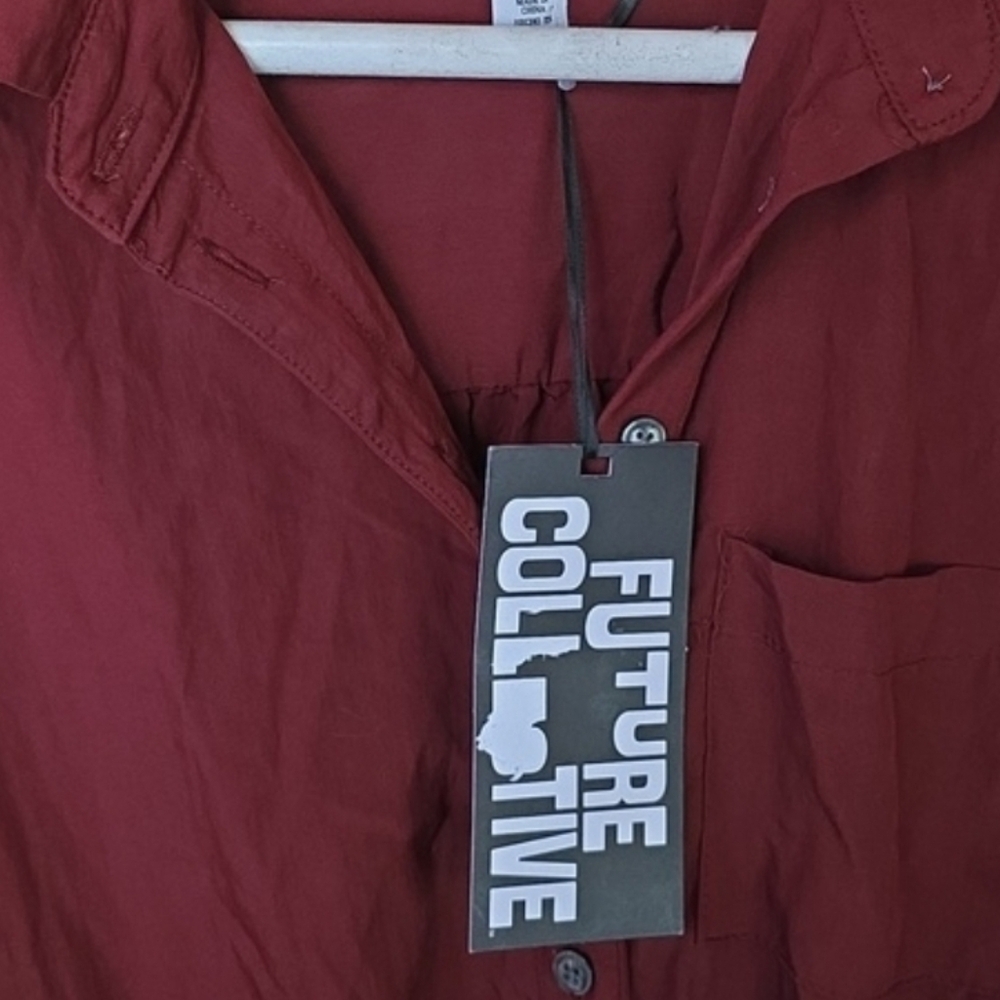 🍵 Future Collective Collared Long Sleeve Smocked Midi Shirtdress • Burgundy - Picture 4 of 4